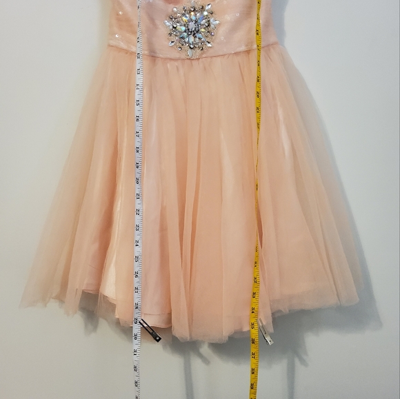 Bee Darlin Peach Junior Dress, Prom, Homecoming Size 9/10 - Picture 5 of 11